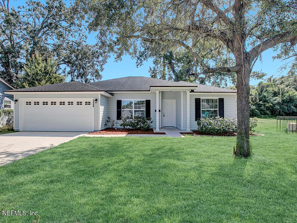 1st image of 2406 GERARD Avenue