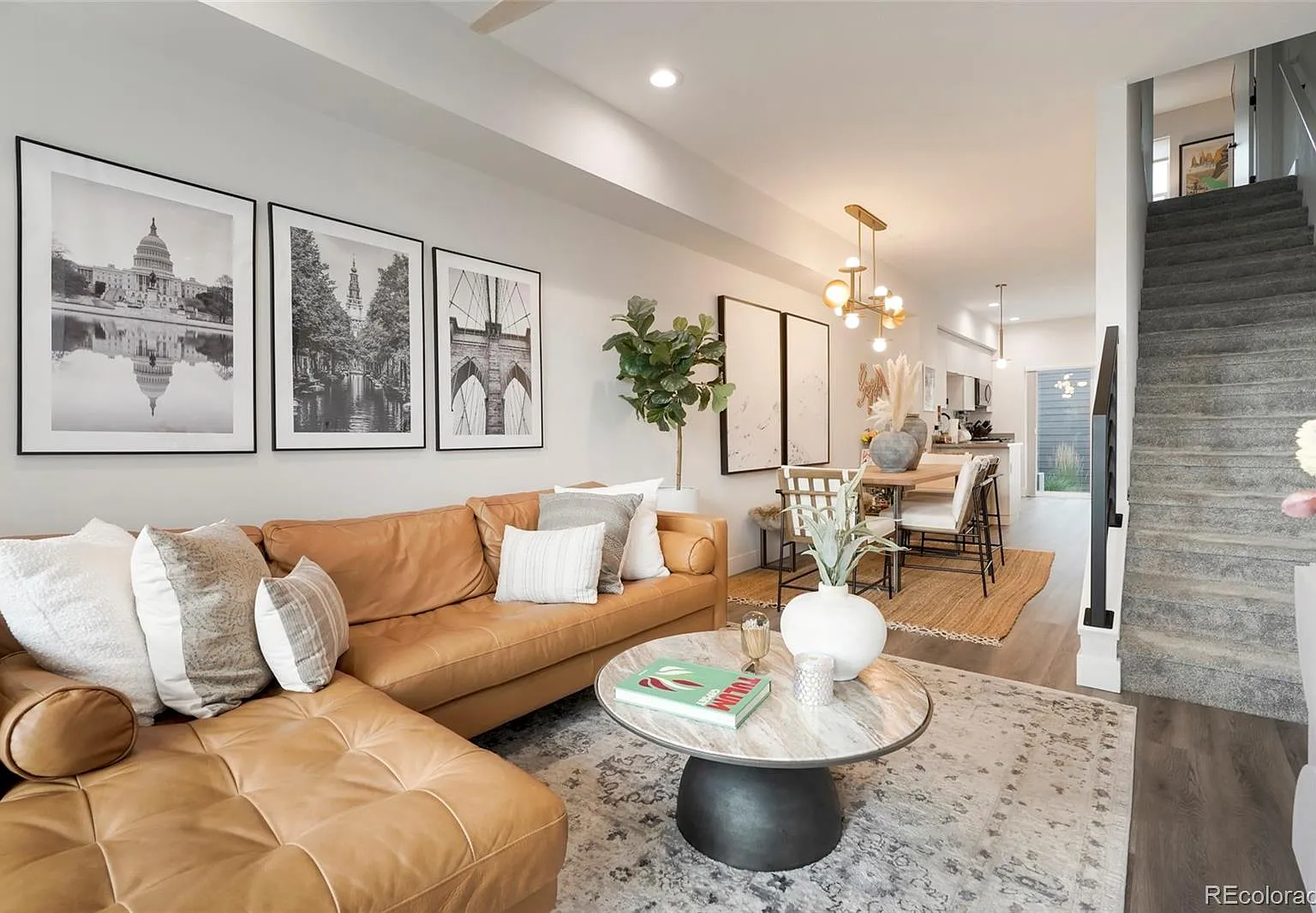 3 bed, 2.5 bath, 1320 sqft, $5,000 — Photo 1