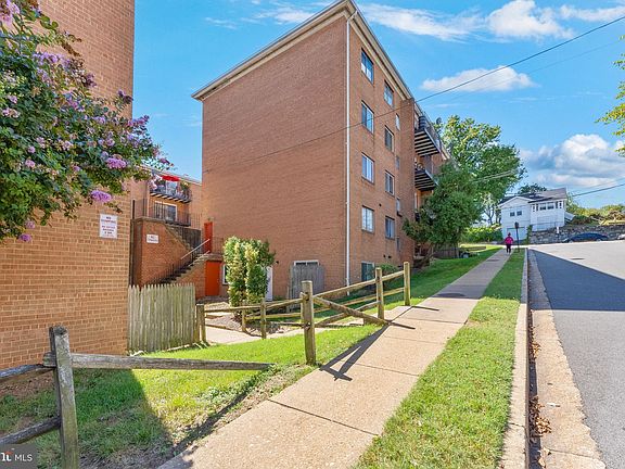3rd image of 3408 25th St S APT 1