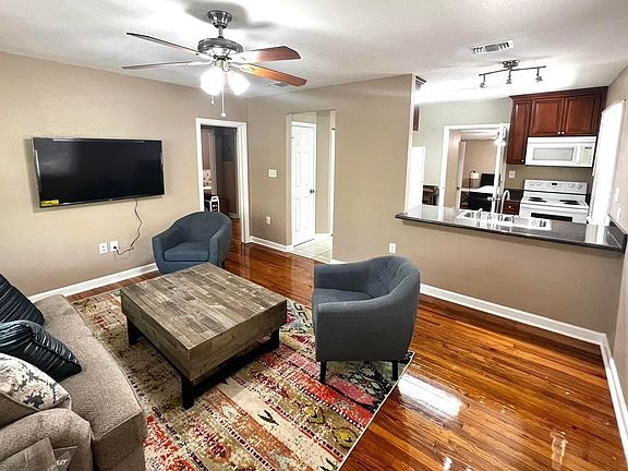 3rd image of 786 Arkansas St #0