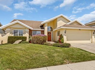 329 Westminster Dr, Salinas, CA 93906