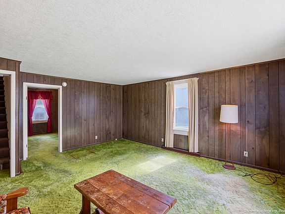 5th image of 533 Fulton Ave