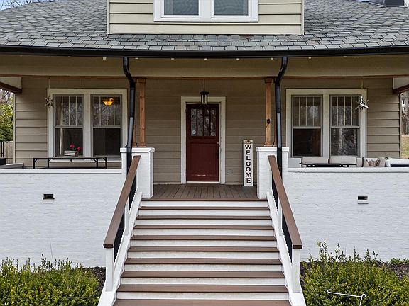 4th image of 610 W Sunset Rd