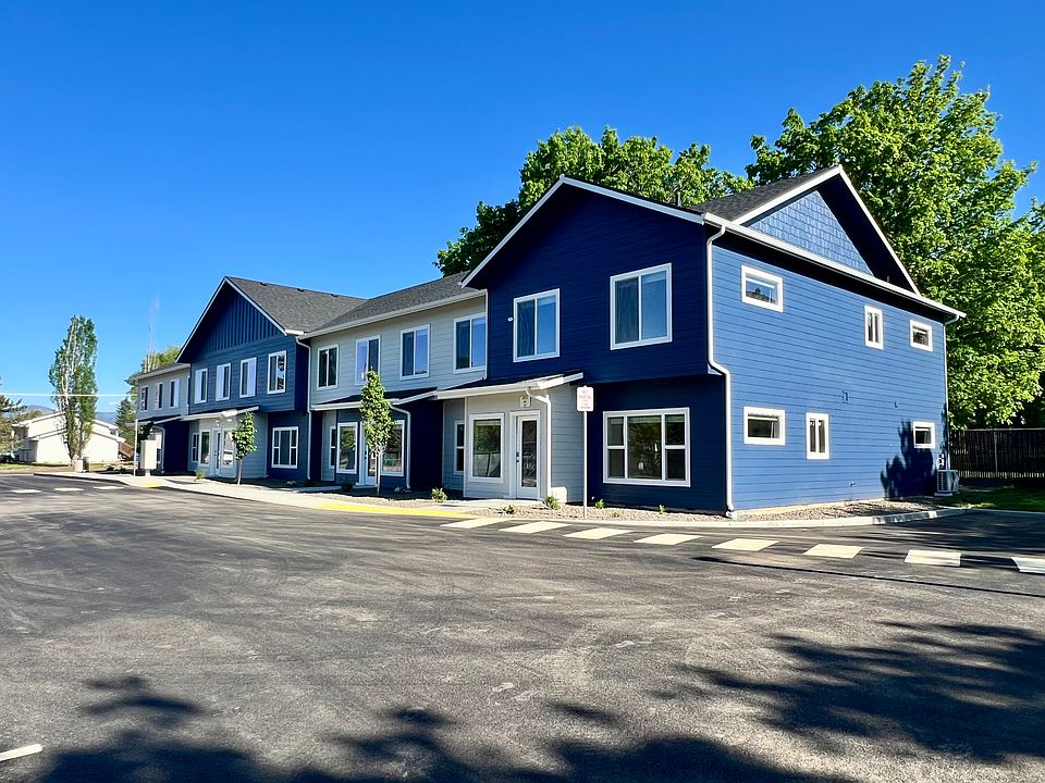 1st image of 1024 S Houk Rd #101
