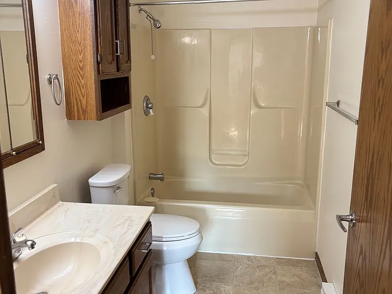 Pineview — Photo 39