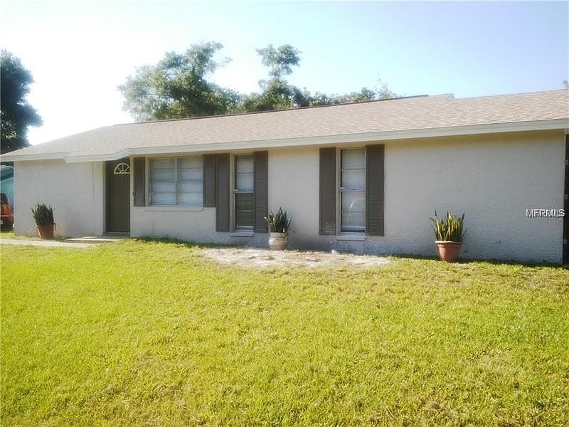 1st image of 8201 Olivewood Pl