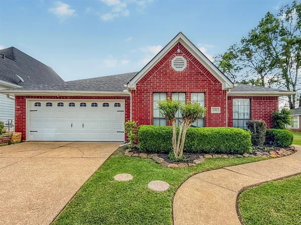 152 Waters Edge At 18th, Huntsville, TX 77340