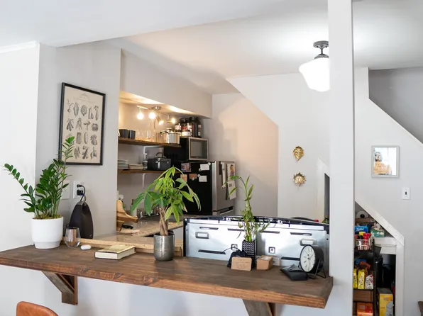 308 S Castle St, Baltimore, MD 21231