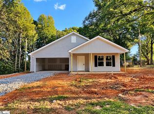 104 Chapman Rd, Fountain Inn, SC 29644