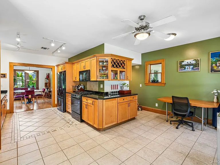 281 Piermont Ave — Photo 24