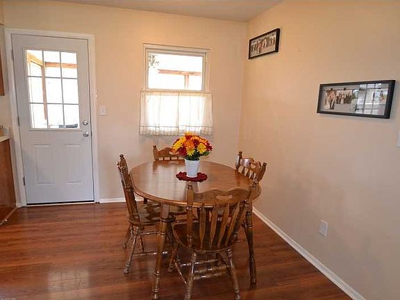 4th image of 12215 Dunbar Cir N