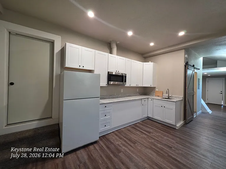 2275 Arthur Ct — Photo 11