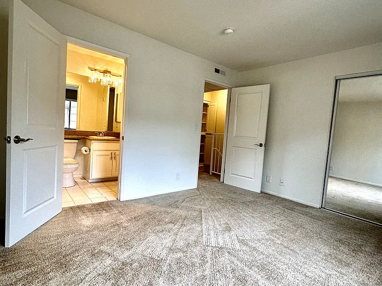 Terrace Trousdale Apartments — Photo 63