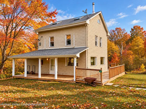 51 Grays Lane, Tannersville, NY 12485