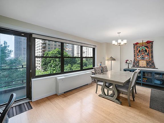 4th image of 160 W End Ave APT 5E