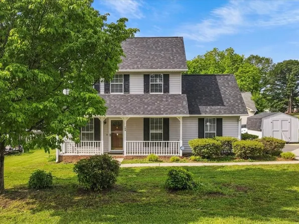 100 Belle Flower Ct, Spartanburg, SC 29303