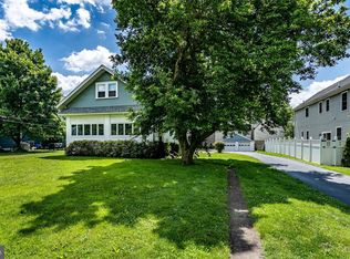 4036 Joshua Rd, Lafayette Hill, PA 19444