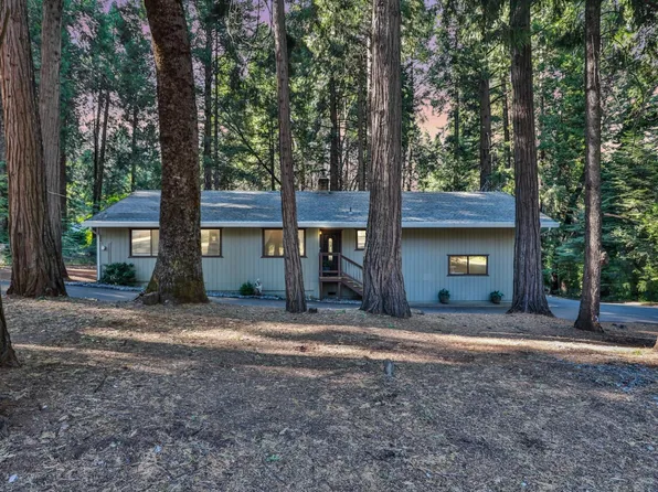 6307 Pine St, Pollock Pines, CA 95726