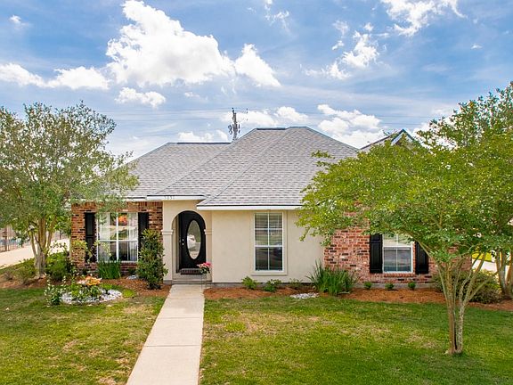 2nd image of 5851 Woodlawn Park Ct