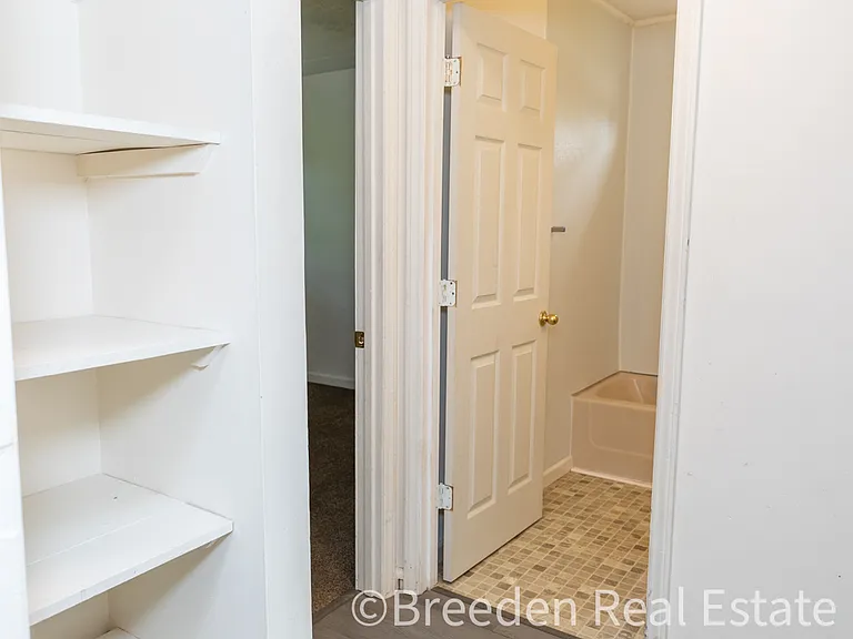 119 Camellia Garden St #4 — Photo 8