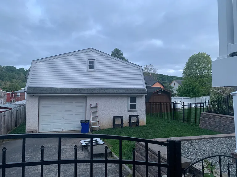 821 Spring Mill Ave — Photo 24