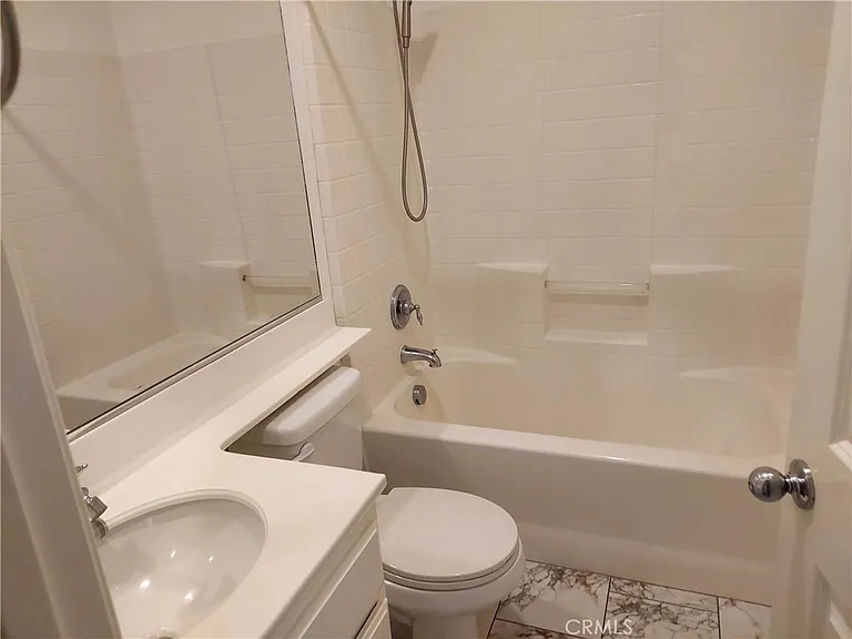 3944 Polk St #B — Photo 16
