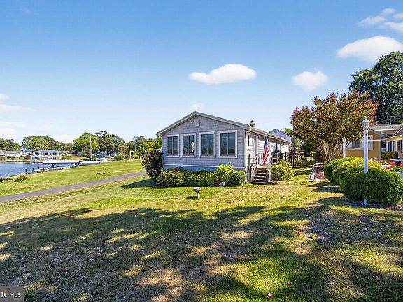 5th image of 1663 Cliff Dr