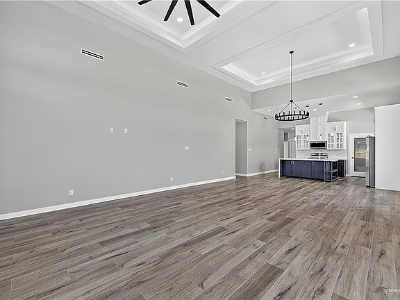 5th image of 7816 N 38th St