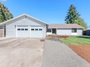 944 S Heather St, Cornelius, OR 97113