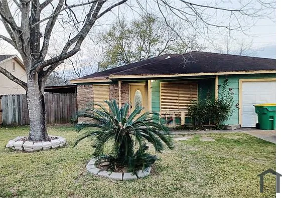 720 Amato St — Photo 17
