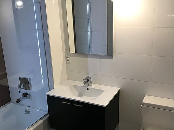 2nd image of 880 Dekalb Ave #576