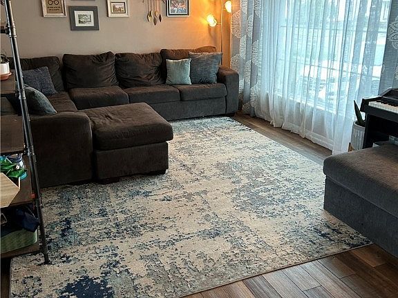 4th image of 29705 Green Dr