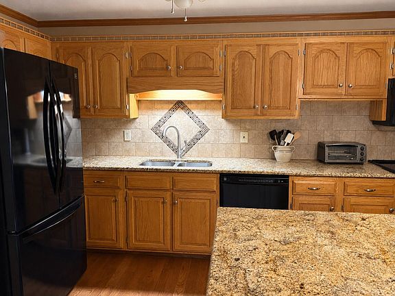 5th image of 3383 Juniper Dr
