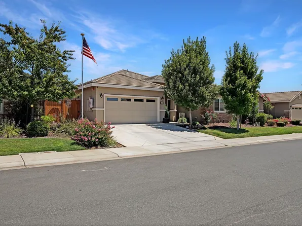 402 Callaway Ln, Ione, CA 95640