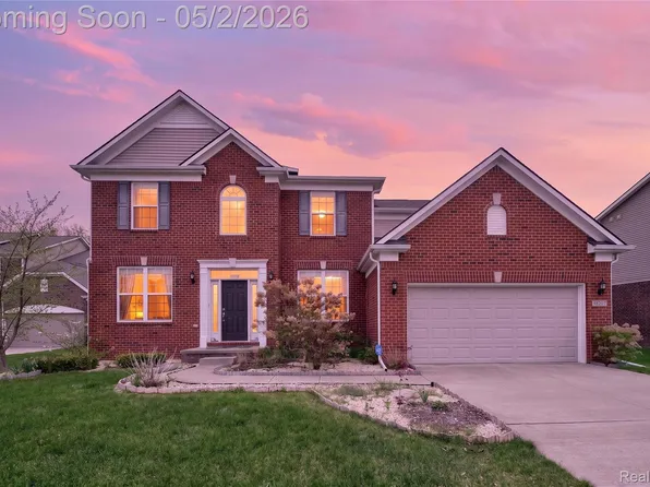 48207 Isabella Way, Novi, MI 48374