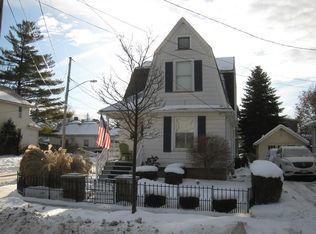 135 W Gibson St, Canandaigua, NY 14424