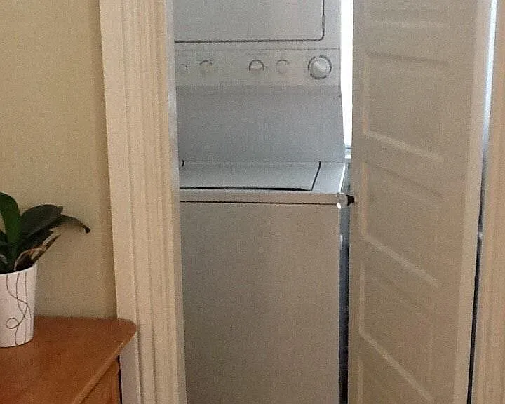 203 N Davis Ave #2 — Photo 11