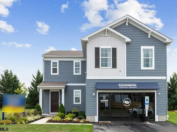 144 Malibu Dr, Egg Harbor Township, NJ 08234