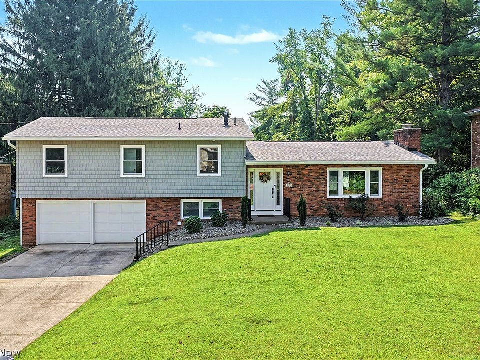 1st image of 107 Woodcrest Dr