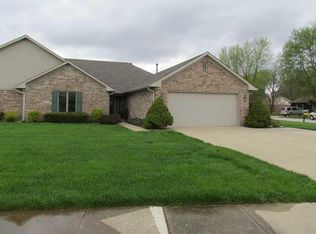 126 Old Farm Rd #1, Danville, IN 46122