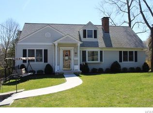 87 Jennings Rd, White Plains, NY 10605