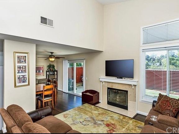 Vaulted Ceilings in living room