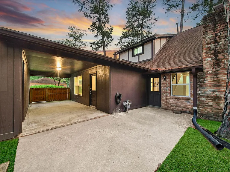 14719 Cedar Point Dr — Photo 44