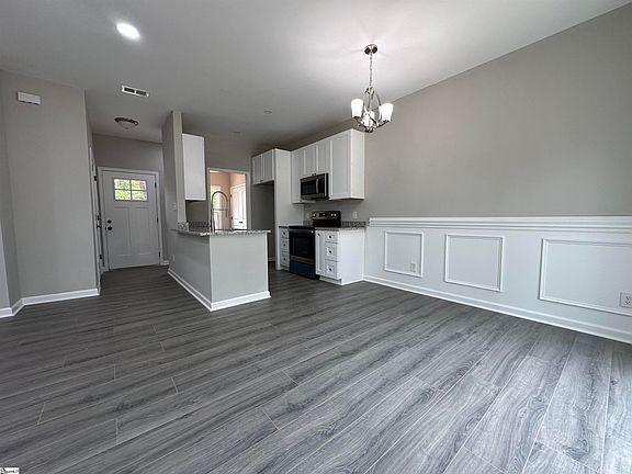 2nd image of 207 Virginia Ave