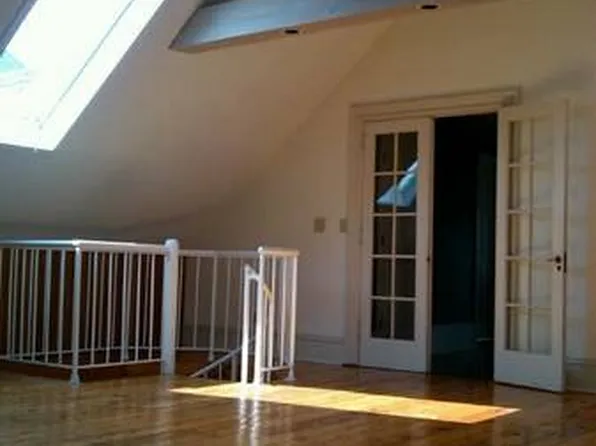 (undisclosed Address), Providence, RI 02903