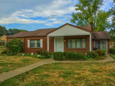 5202 Harvard Dr, Aliquippa, PA, 15001