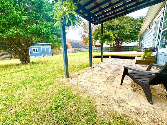 Enjoy outdoor living at its best!