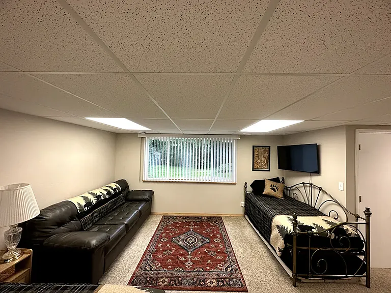 1175 W Gail Dr — Photo 5