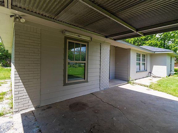 2nd image of 8925 Nyssa St