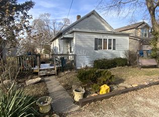 1509 Sycamore St, Ottawa, IL 61350